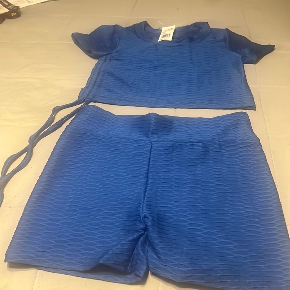 Sy fashion size medium brand new